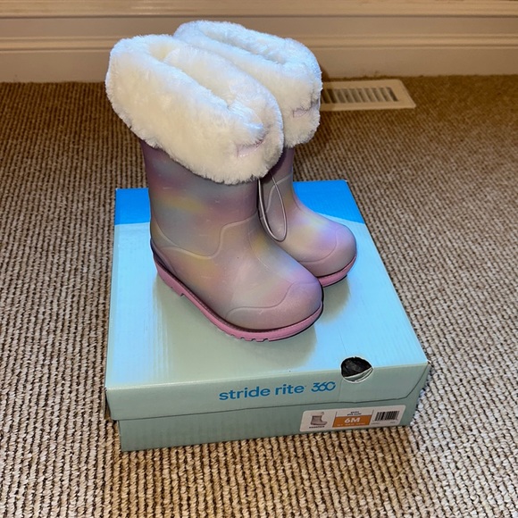 Stride Rite Shoes Nwt Stride Rite 36 Gecko Pink Multi Snow Rain